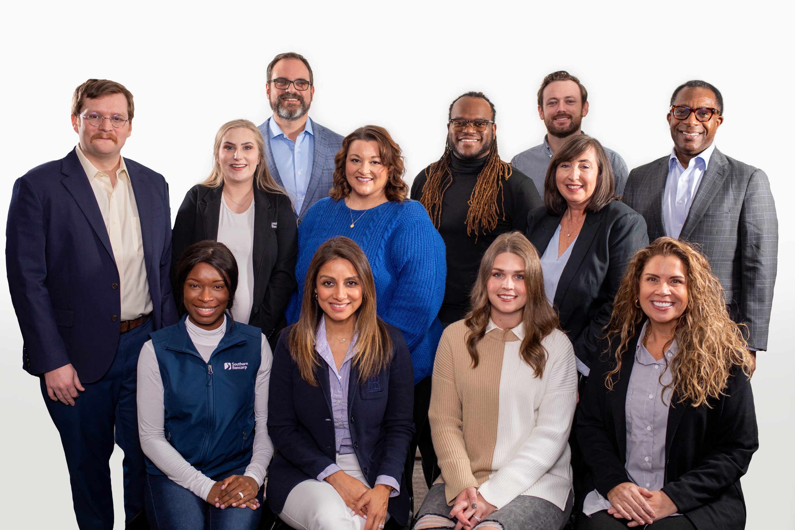 John y Darrin ayudan a la gente a presentar sus impuestos de forma gratuita en uno de nuestros eventos VITA Super Saturday.