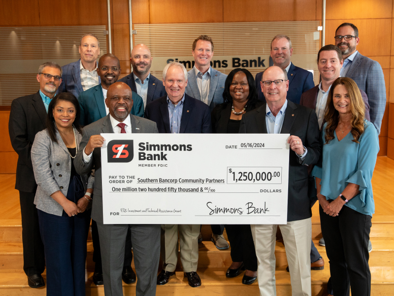 John y Darrin ayudan a la gente a presentar sus impuestos de forma gratuita en uno de nuestros eventos VITA Super Saturday.